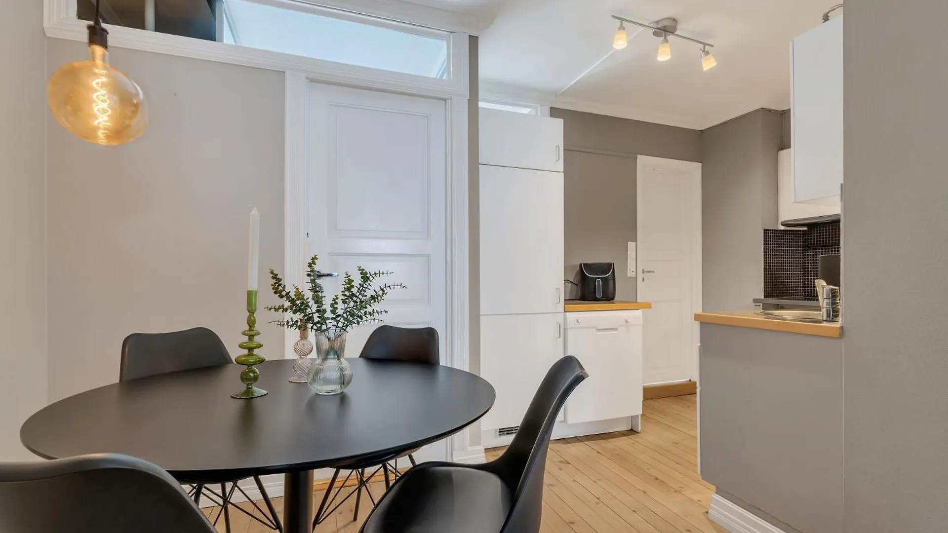Classic Bergen Apartment Peaceful Space In The City Center
